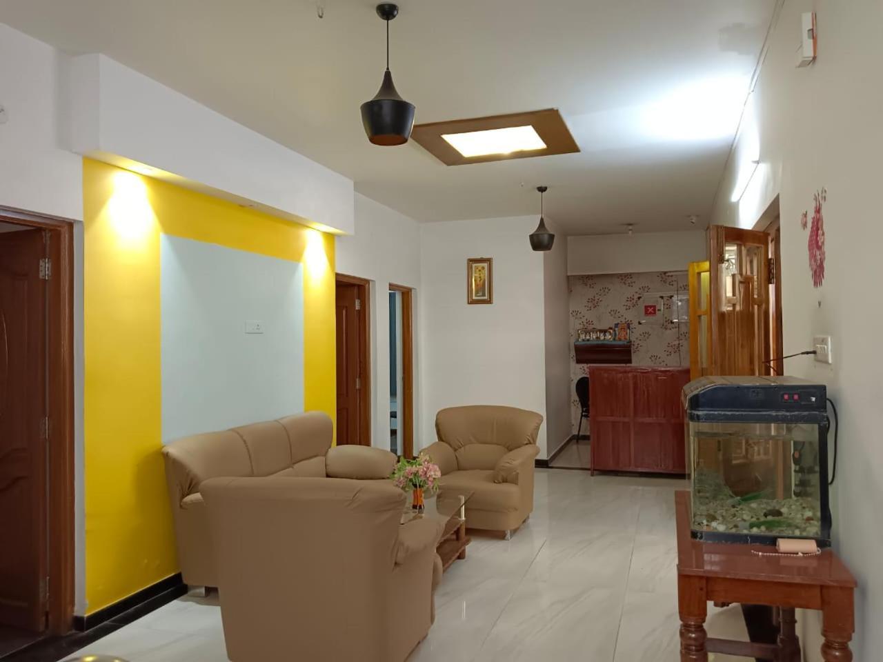 Savi'S Home Stay Ooty Εξωτερικό φωτογραφία