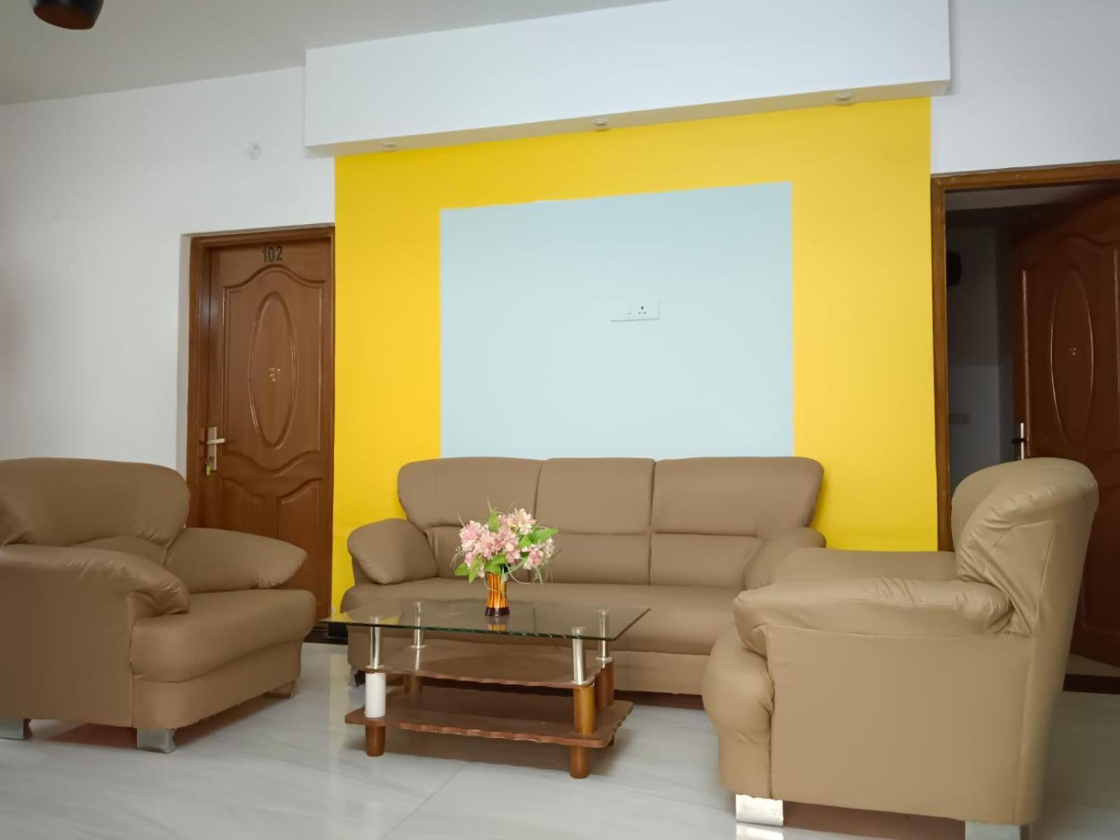 Savi'S Home Stay Ooty Εξωτερικό φωτογραφία